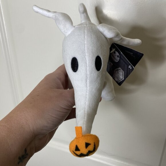 NWT Disney Tim Burton's The Nightmare Before Christmas Plush Zero Ghost Dog 30th - Picture 6 of 9